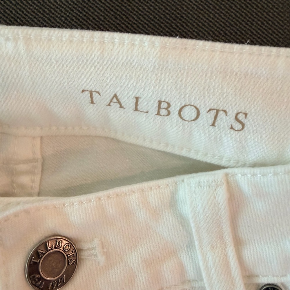 Talbot’s White Curvy Jeans - Picture 4 of 6